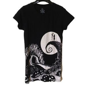 Nightmare Before Christmas Women’s Black|White Wrap Around Graphic Shirt Sz M